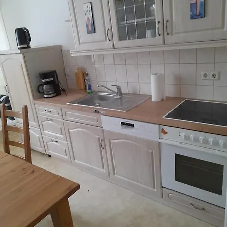 70 Qm Ferienwohnung Mit 2 Schlafzimmern Цвиккау Экстерьер фото