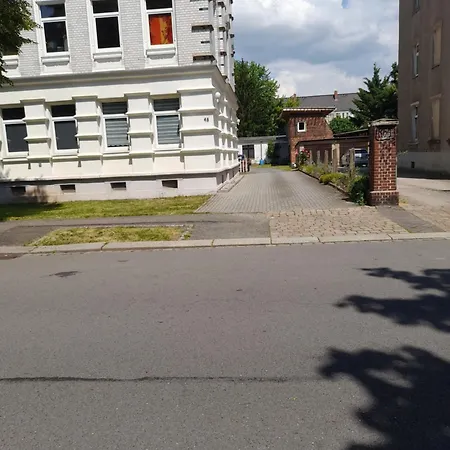 70 Qm Ferienwohnung Mit 2 Schlafzimmern Цвиккау Экстерьер фото